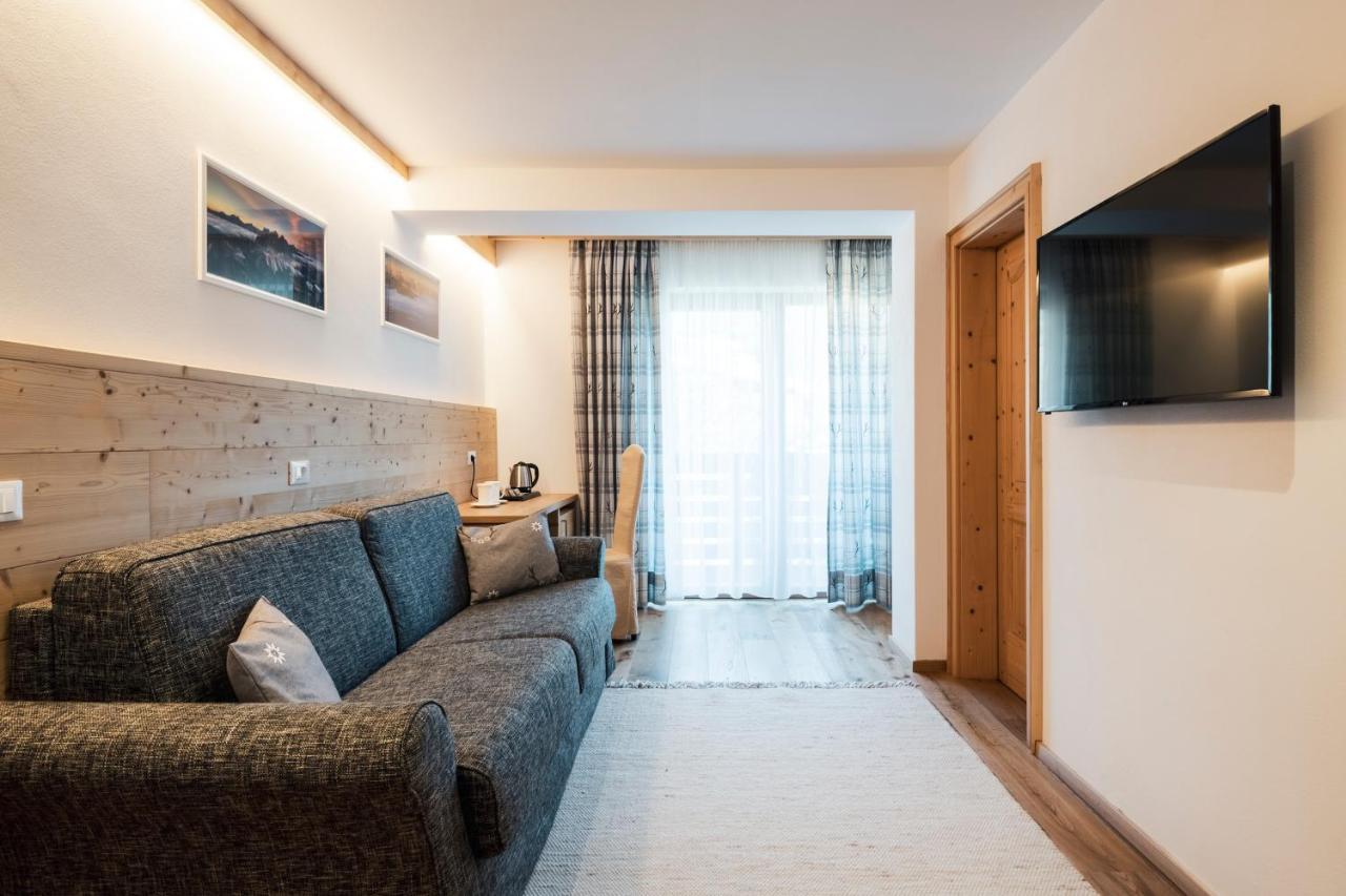 Piccolo Hotel Claudia No Pets سان فيجيليو دي ماريبْ المظهر الخارجي الصورة